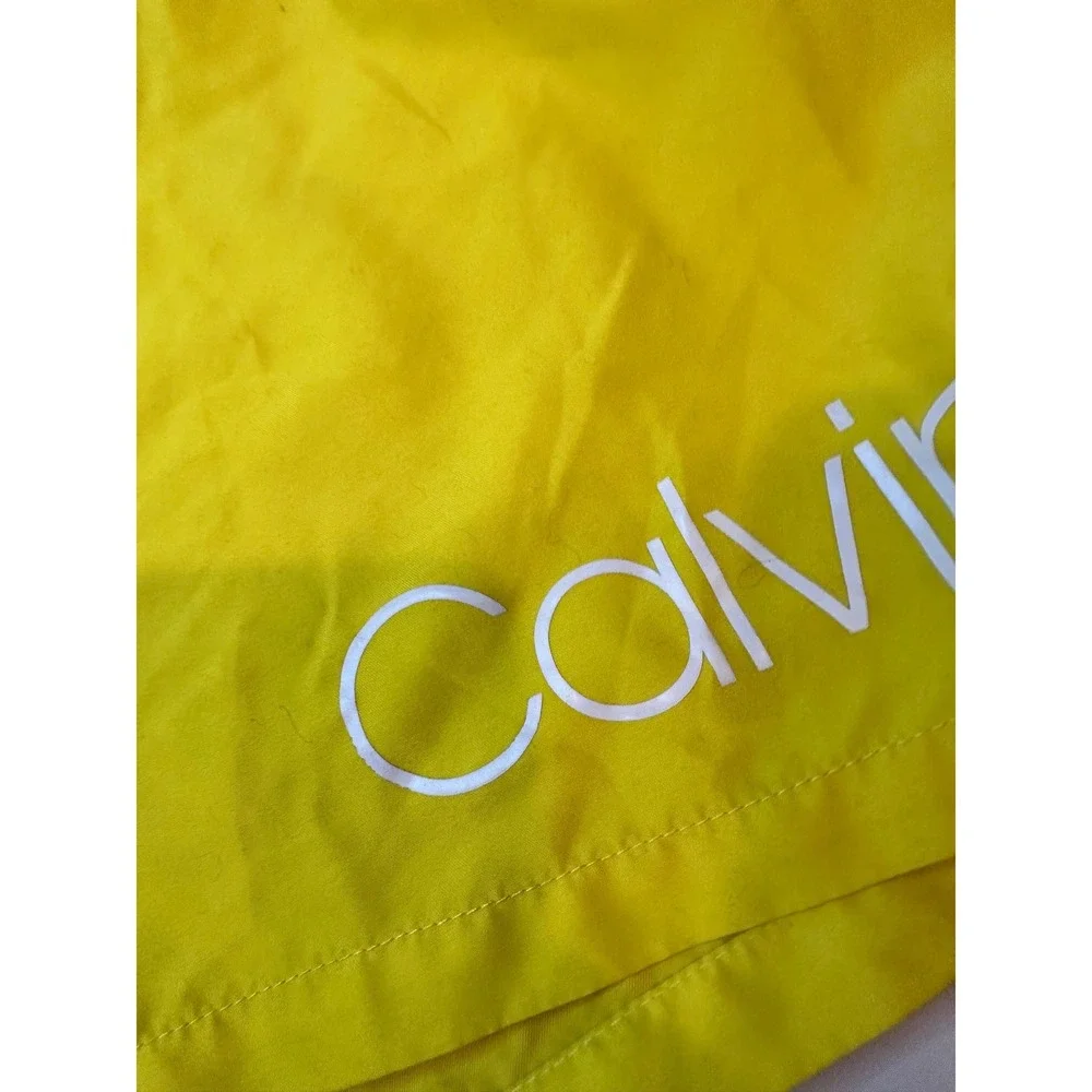 Calvin Klein dive into